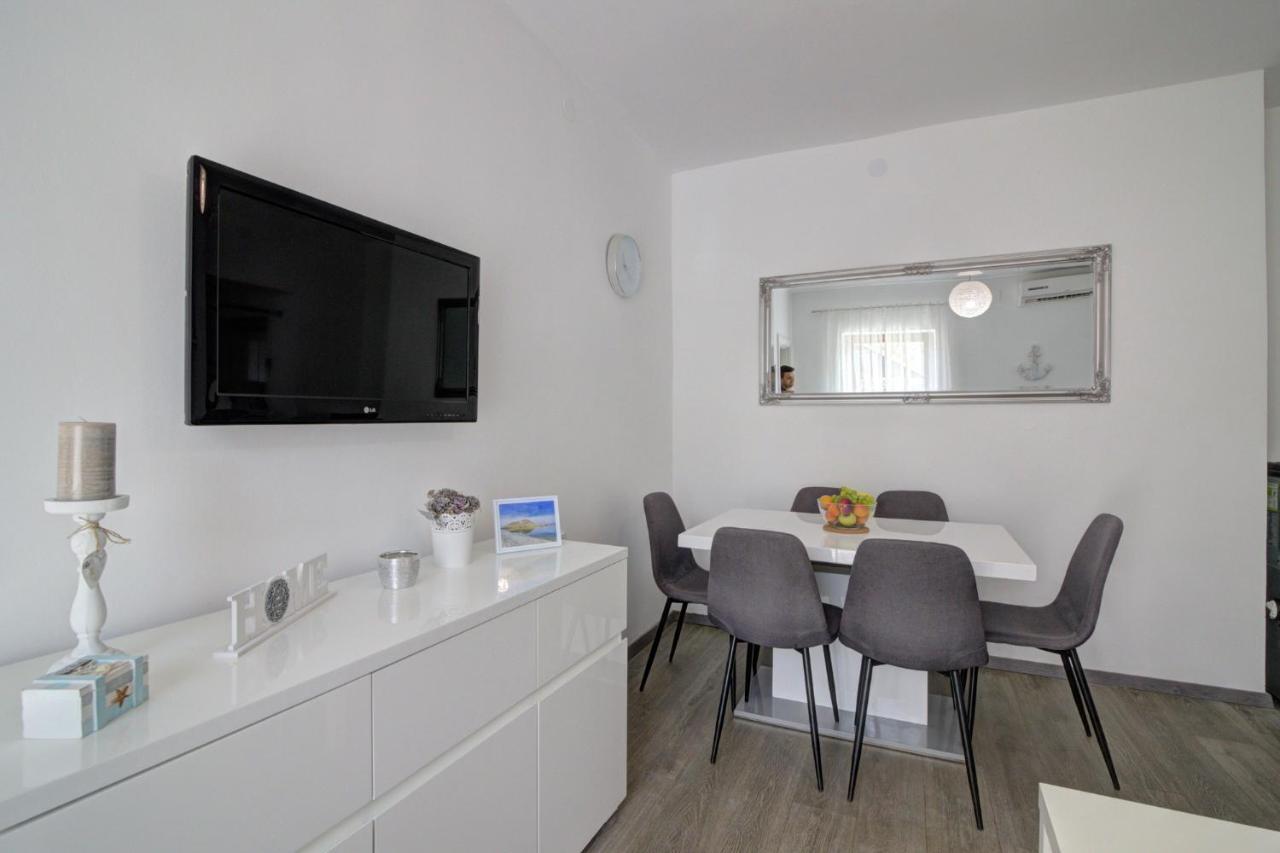 Apartman Luka Sveti Juraj Esterno foto